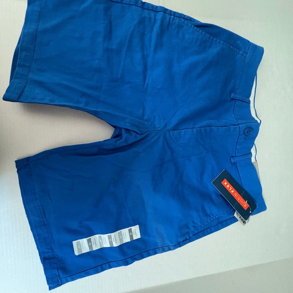 Old Navy Blue SOLD Flat Front Shorts Ultimate Slim Size 32. New with Tags
